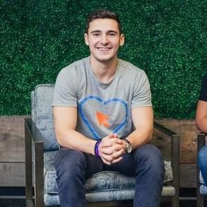 Meet your Posher, Sam